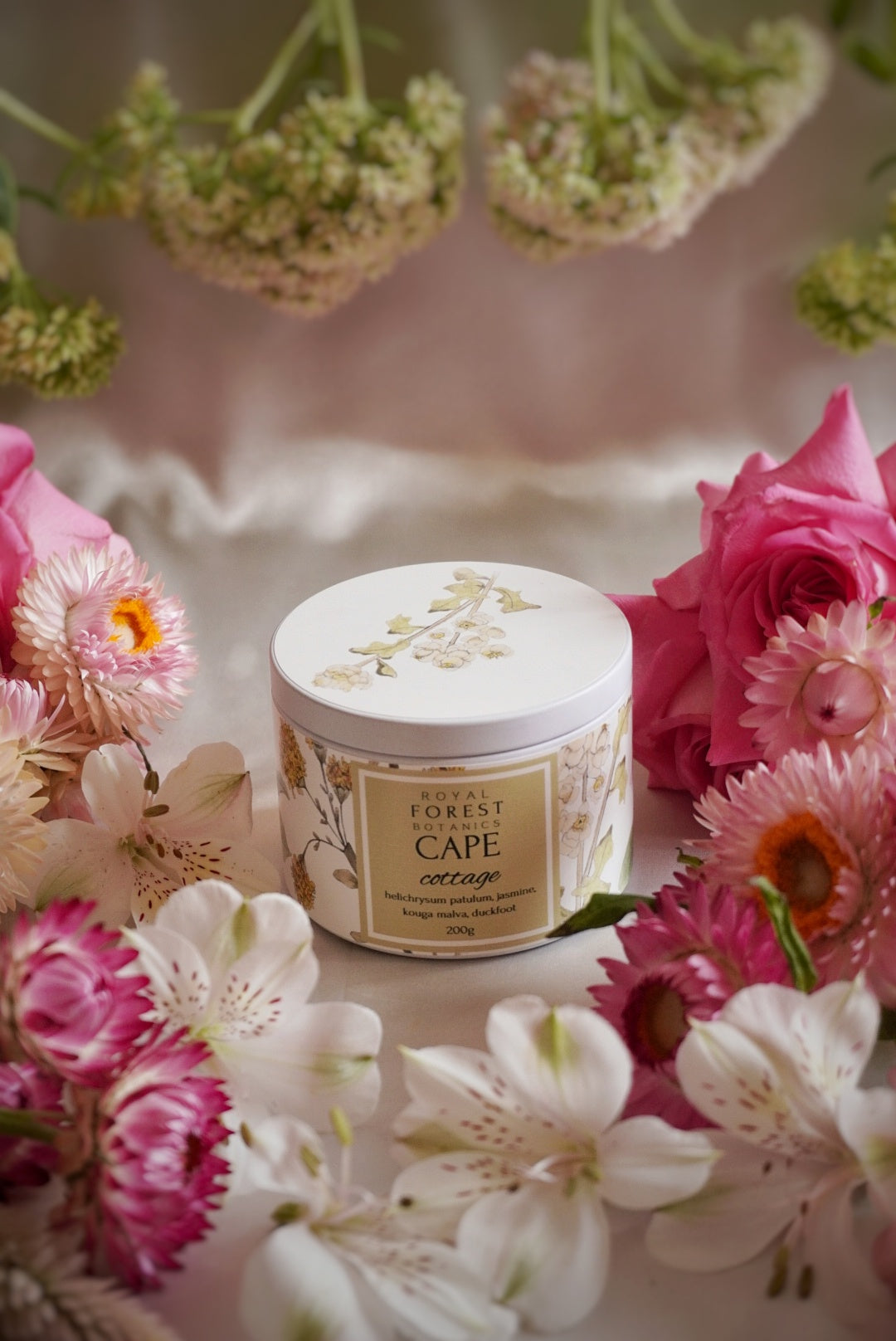 Cape Cottage Tin Candle