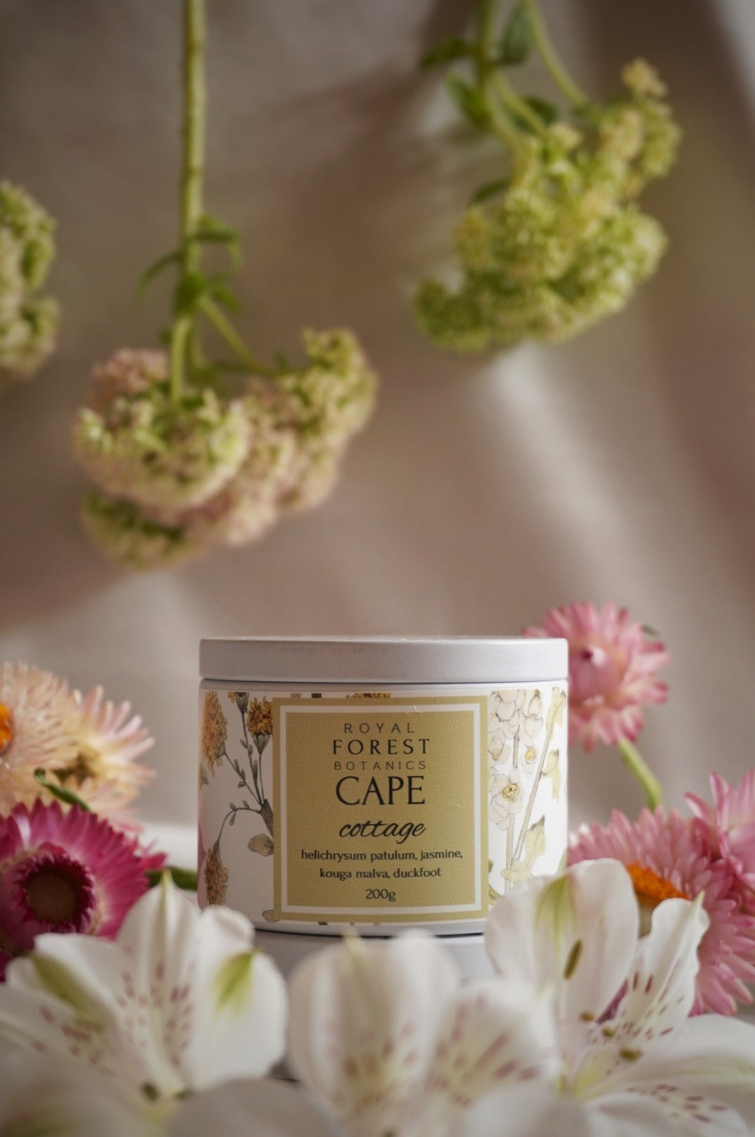 Cape Cottage Tin Candle